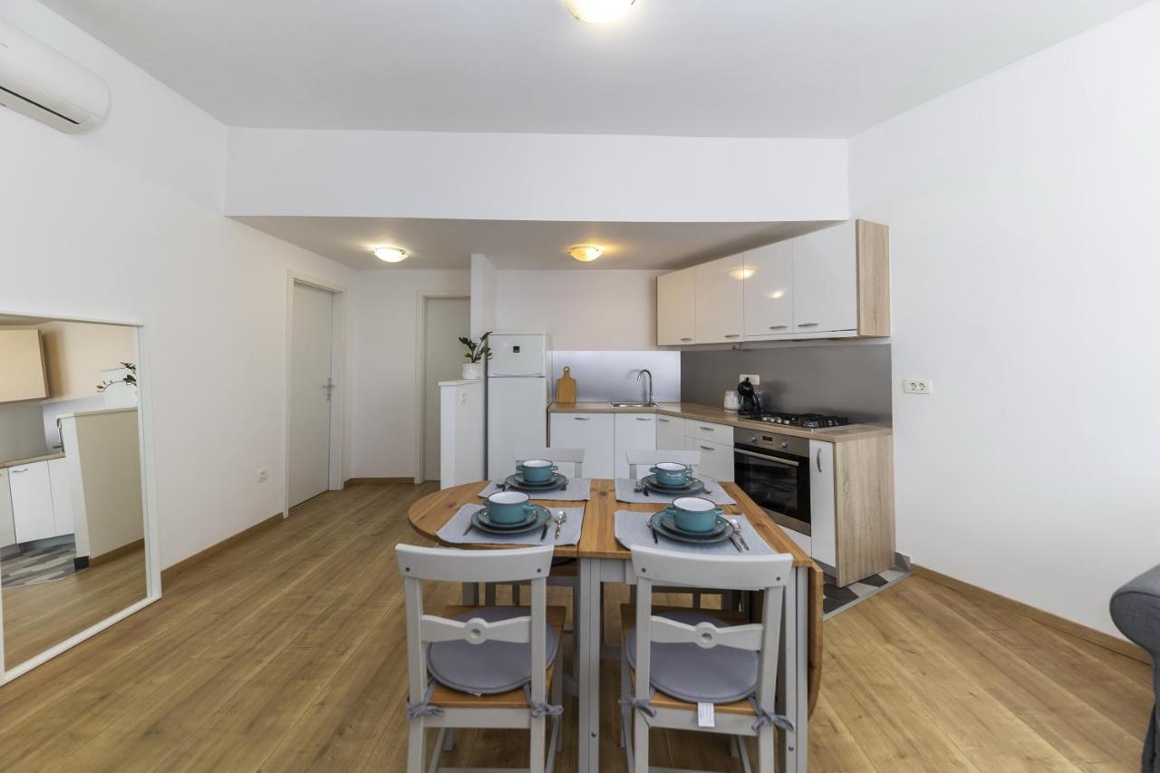 זאדאר Apartments 23 And 25 With Free Private Parking מראה חיצוני תמונה