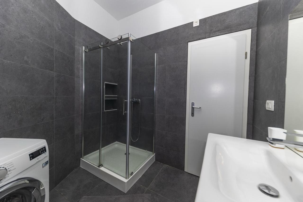 זאדאר Apartments 23 And 25 With Free Private Parking מראה חיצוני תמונה