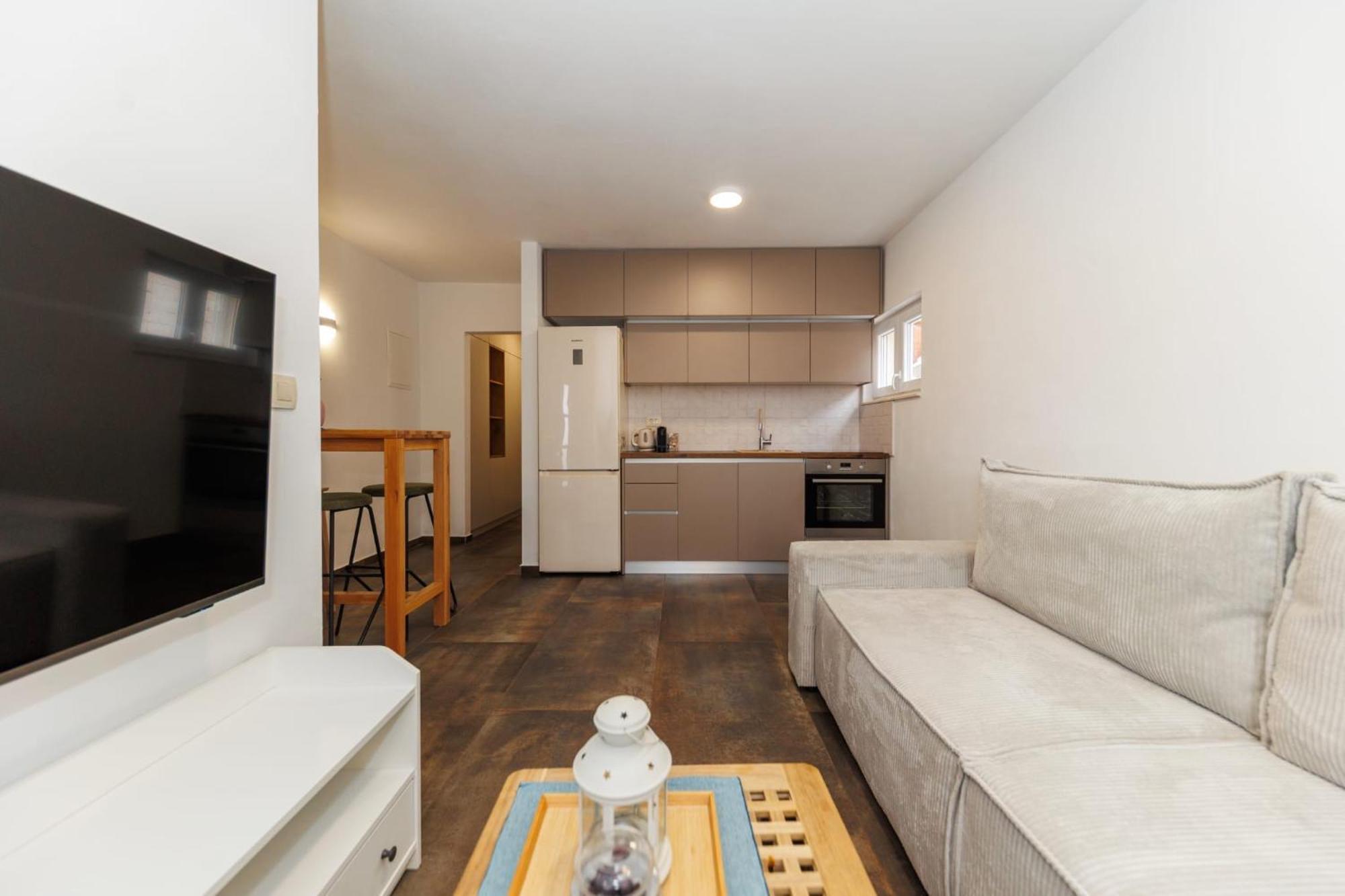 זאדאר Apartments 23 And 25 With Free Private Parking מראה חיצוני תמונה